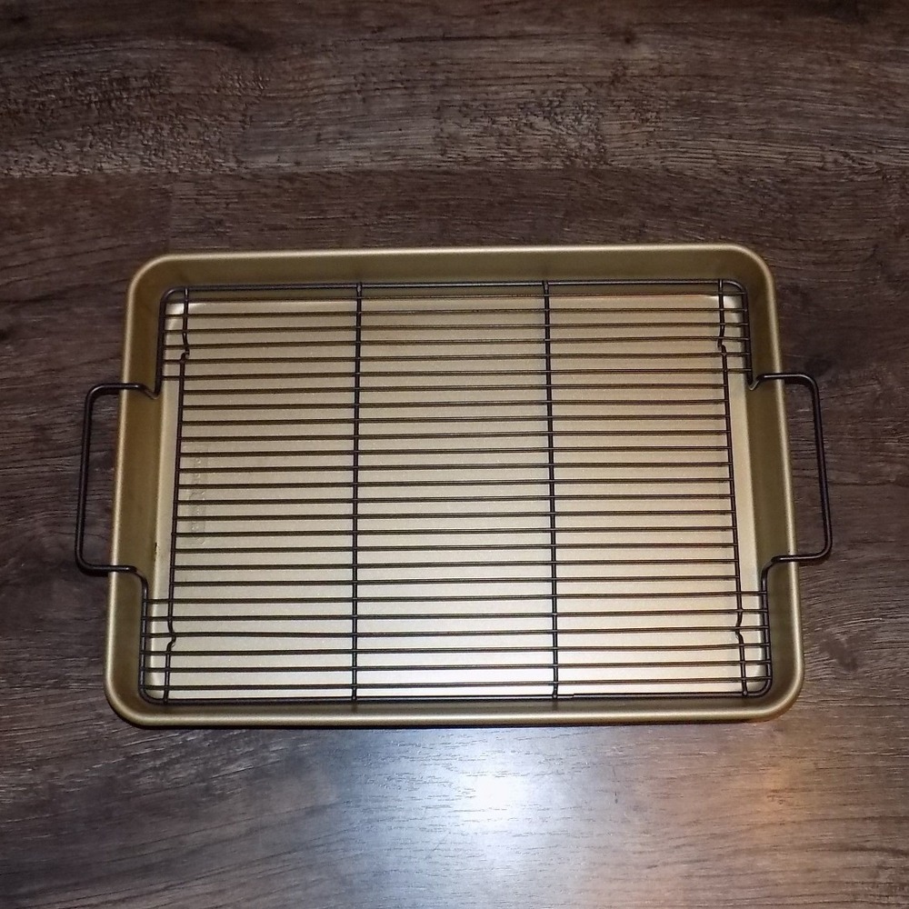 Nordic Ware Big Sheet Pan with Rack Unisex XL Gold Excellent Nonstick Aluminum